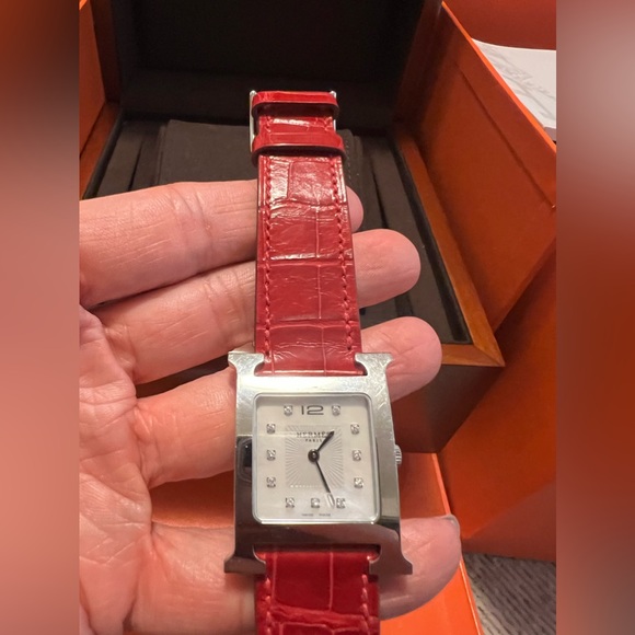 Hermes heure H watch, small model w/ diamonds & alligator strap. Retails $6,250+ - Picture 5 of 17